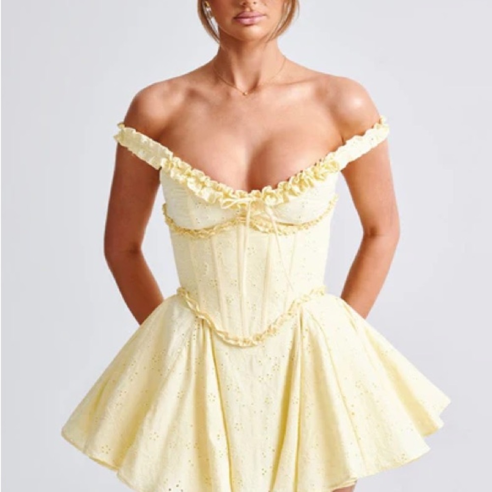 NWOT Babyboo Elegant Off-Shoulder Yellow Dress